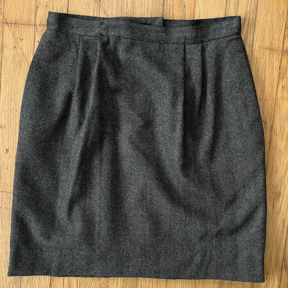 Lined Wool/Polyester Skirt - Size 10 Brown